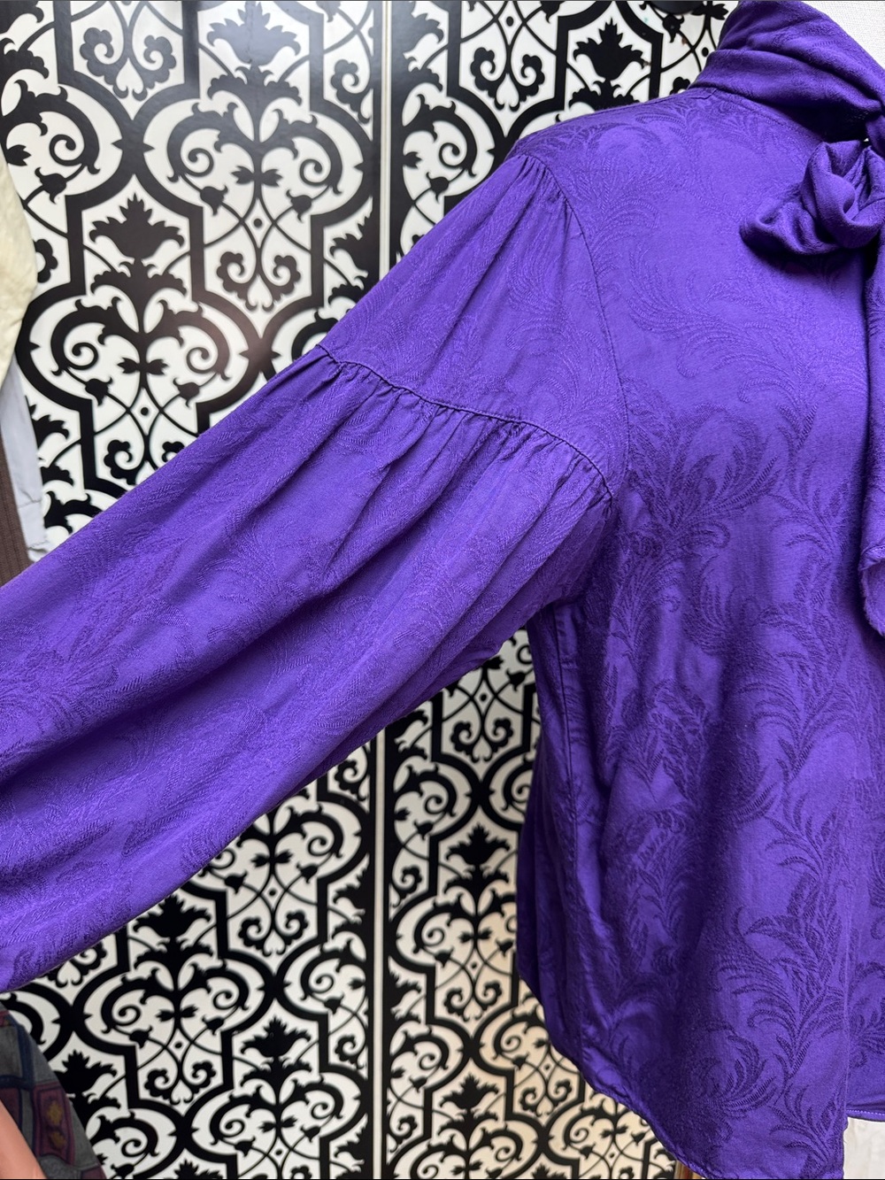 Vintage White Stag Purple Tie-Neck Button-Front Blouse - Picture 4 of 11